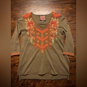 Johnny Was Embroidered Green Shirt Size Small